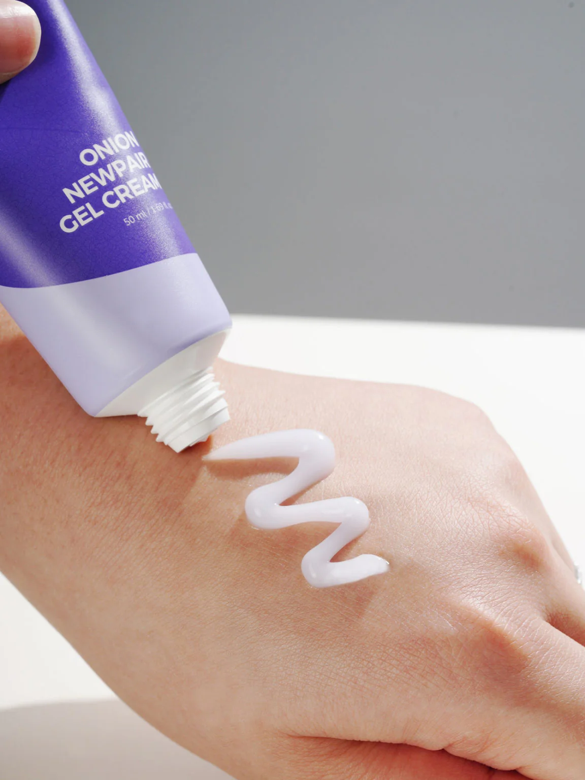 ISNTREE Onion Newpair Gel Cream, 50ml - Image 3