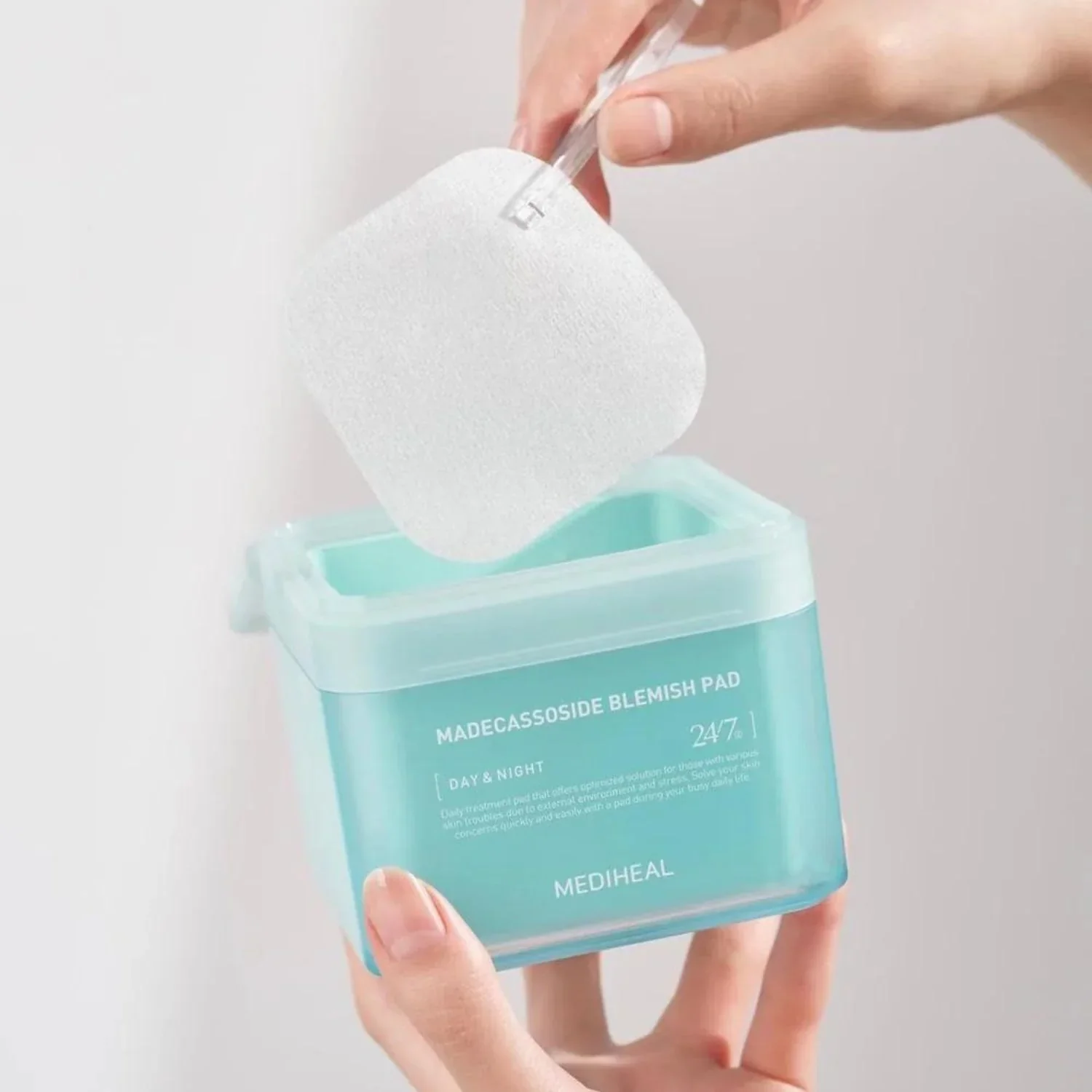 Mediheal Madecassoside Blemish Pad, 100 pads - Image 3
