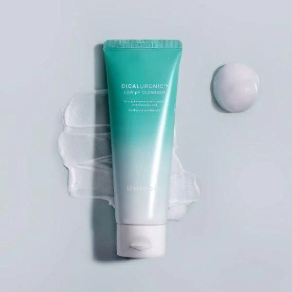 MIZON Cicaluronic Low pH Cleanser, 120ml - Image 3