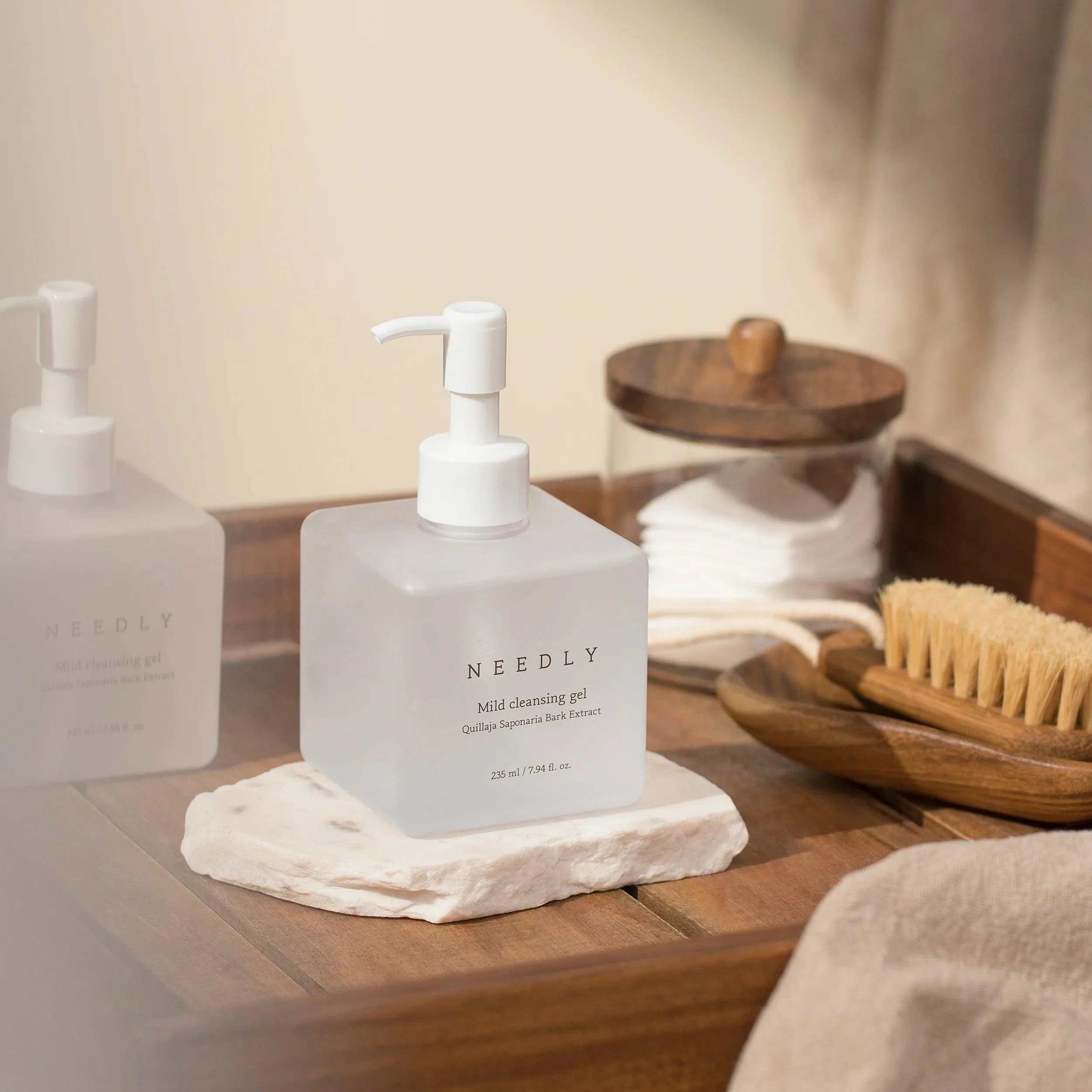 NEEDLY Mild Cleansing Gel, 235ml - Image 3