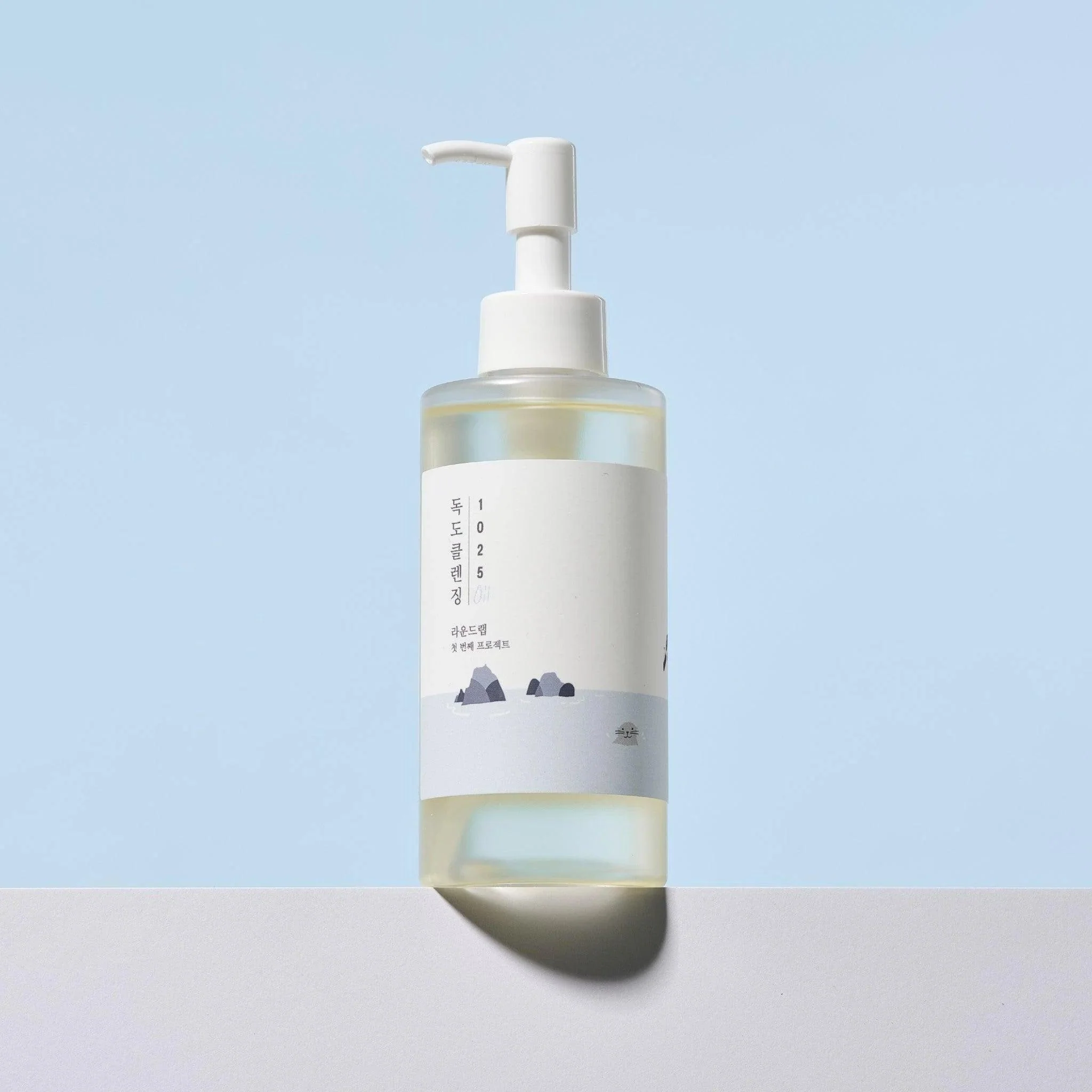 ROUND LAB 1025 Dokdo Cleansing Oil, 200ml - Image 3