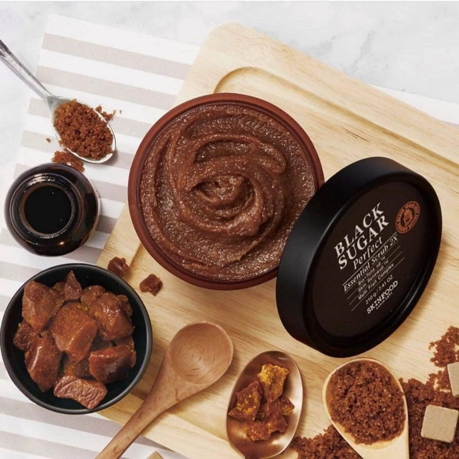 SKINFOOD Black Sugar Perfect Essential Scrub 2X, 210g - Image 3