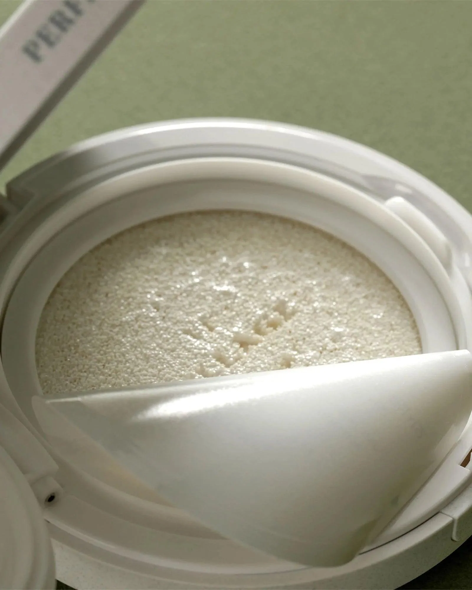VILLAGE 11 FACTORY Perfect Airy Sun Cushion SPF 50+ PA++++, 14g - Image 3