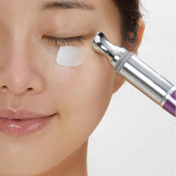 VT COSMETICS Reedle Shot Lifting Eye Cream, 15ml - Image 3